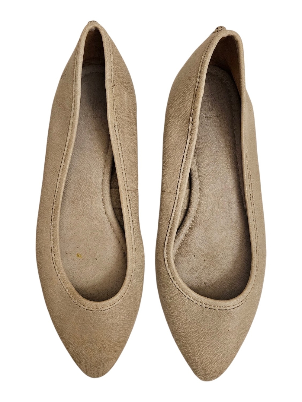 Classic Pointed-Toe Ballet Flats in Grey/Beige Frye Regina Womens 7.5 Balletcore